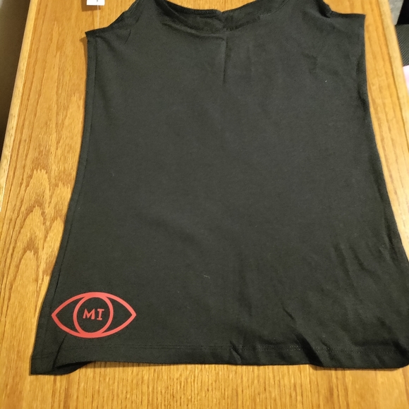 Clothes - Picture 7 of 8